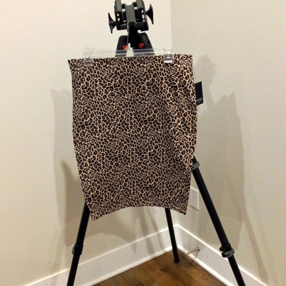 ANA Leopard Print Pull-On Skirt. Elastic Waist.